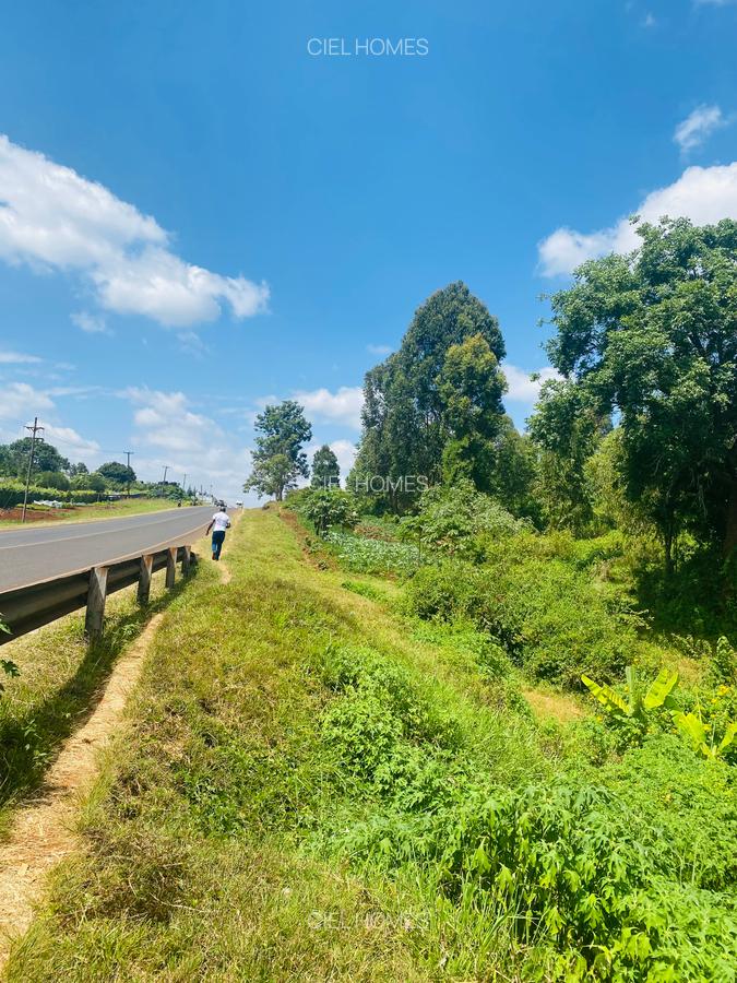 100 ac Land at Kenol-Murang’A Highway - 7