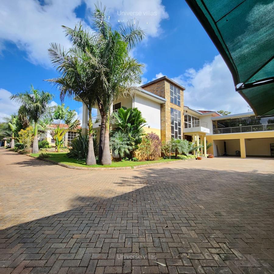 5 Bed Villa with En Suite at Karen Road - 10