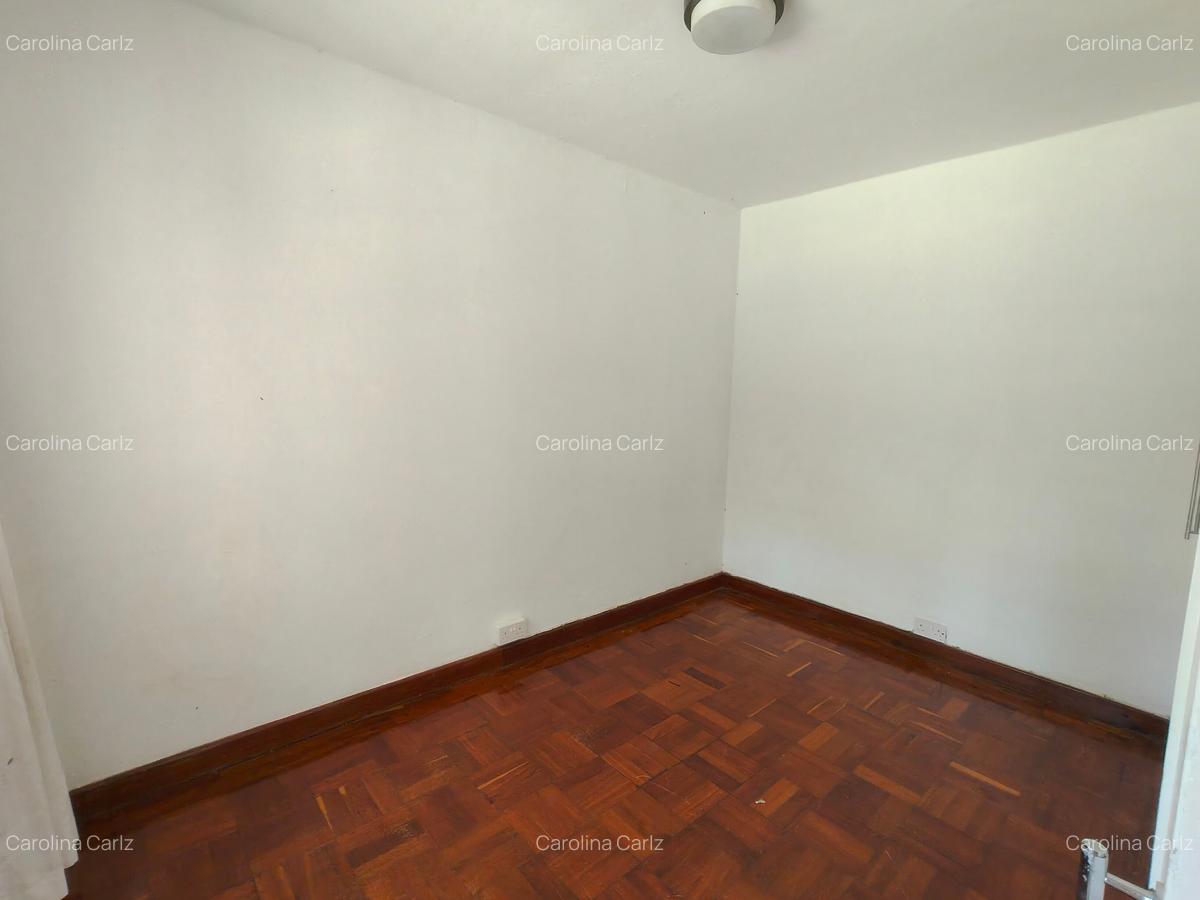 2 Bed House with En Suite at Lakeview - 10