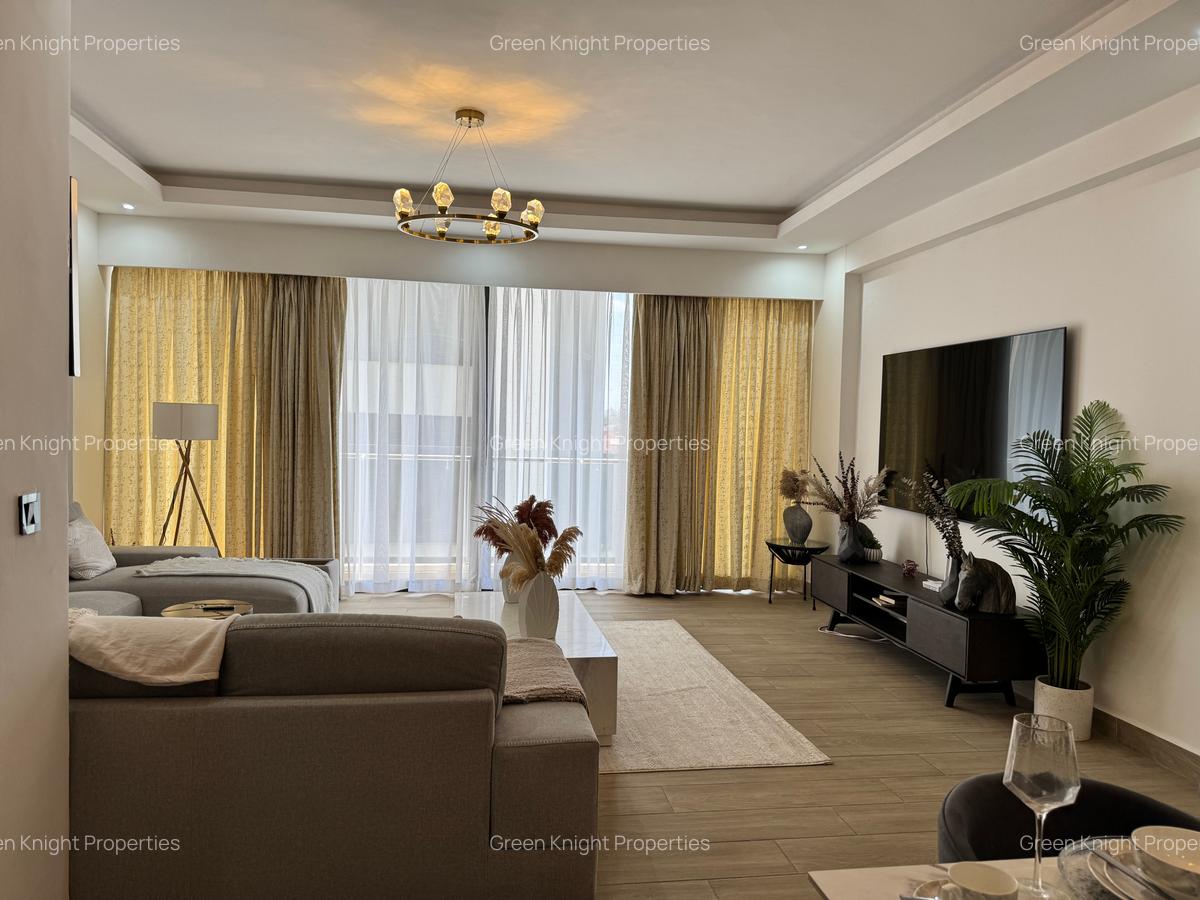 Serviced 3 Bed Apartment with En Suite in Riverside - 2