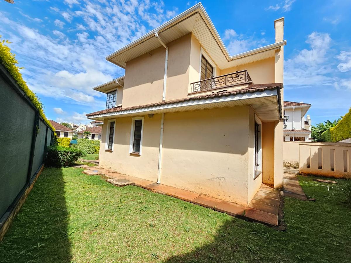 4 Bed Townhouse with En Suite in Kiambu Road - 20