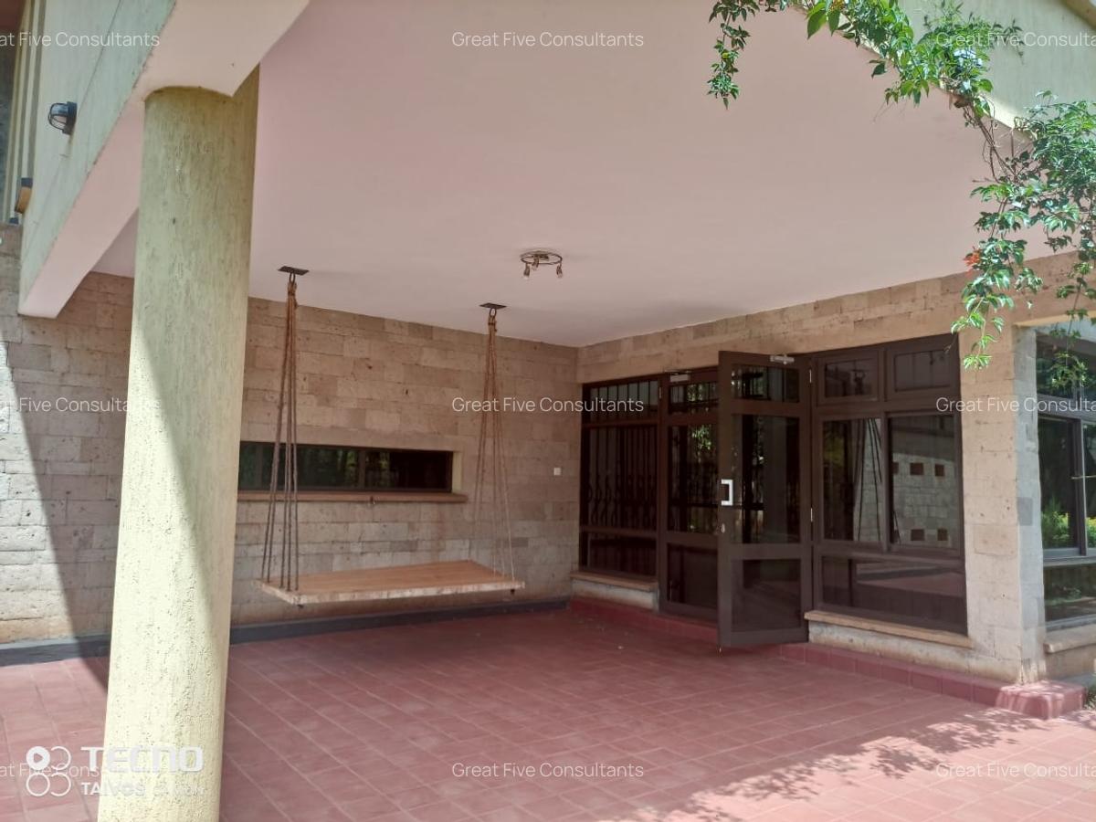 4 Bed Villa with En Suite in Runda - 3