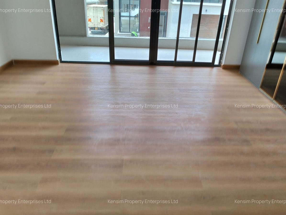 5 Bed Townhouse with En Suite in Lavington - 9