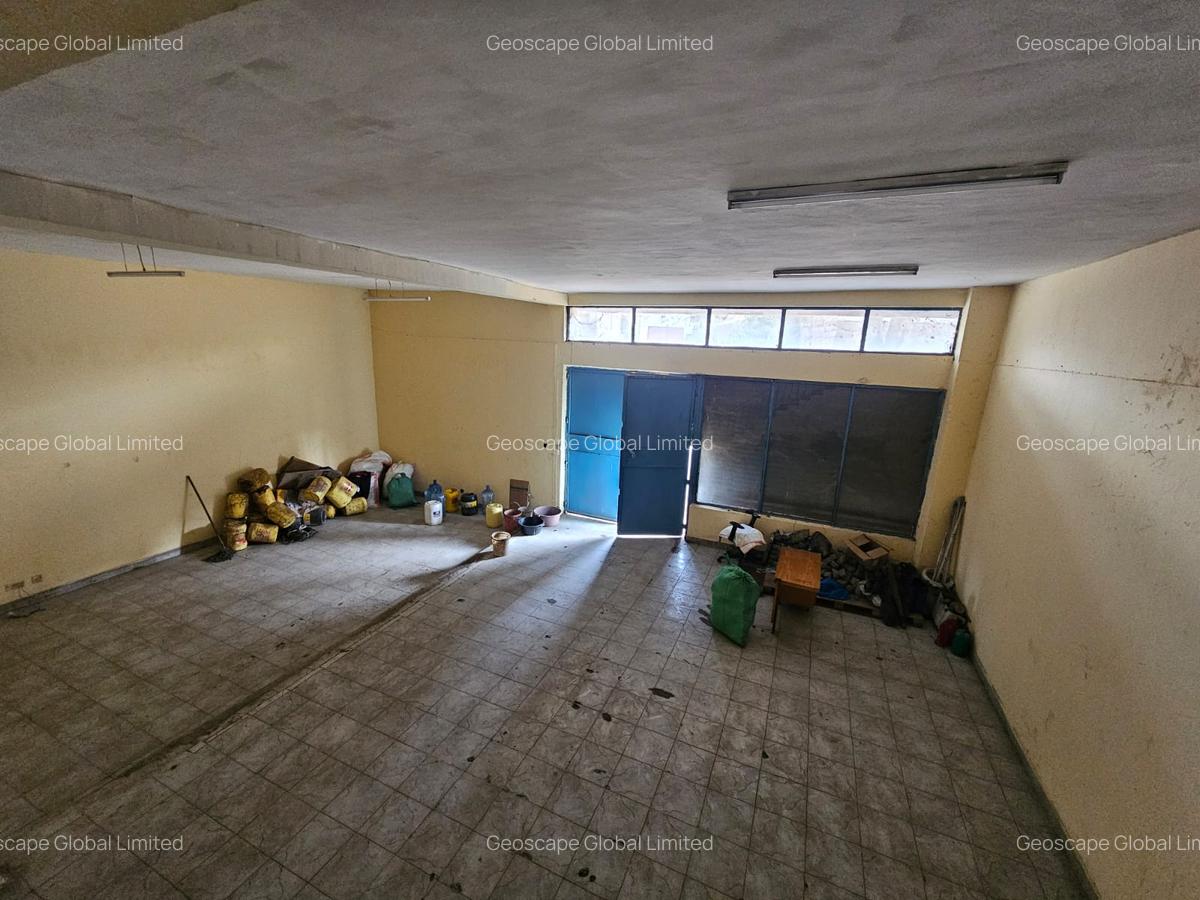 3,500 ft² Warehouse with Backup Generator in Industrial Area - 2