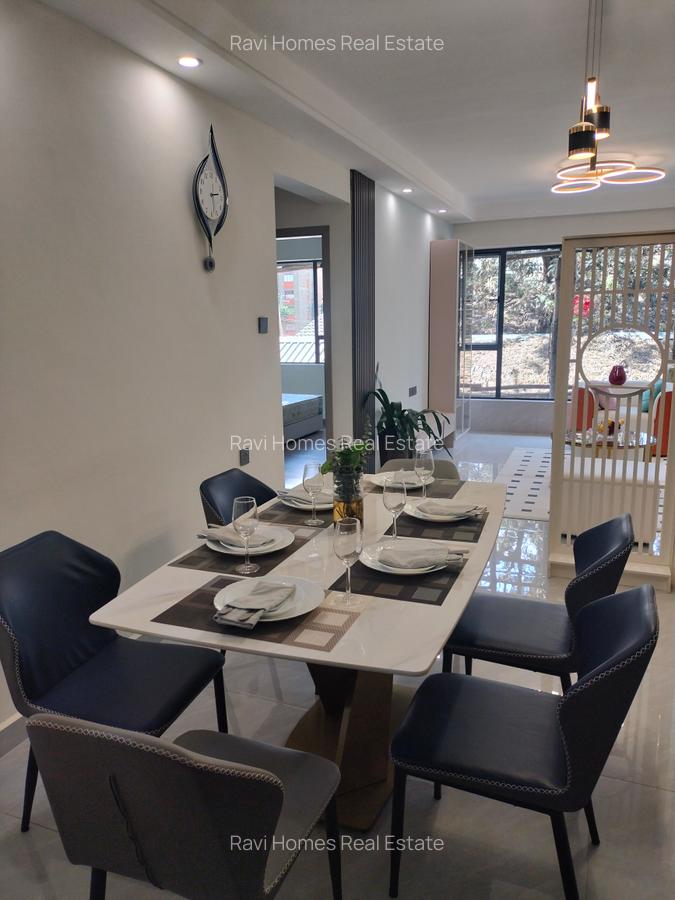 2 Bed Apartment with En Suite in Dennis Pritt - 4