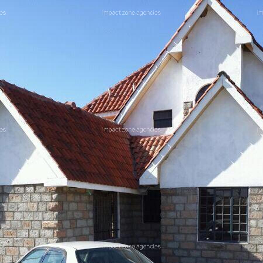 5 Bed House with Garden at Yukos - 3