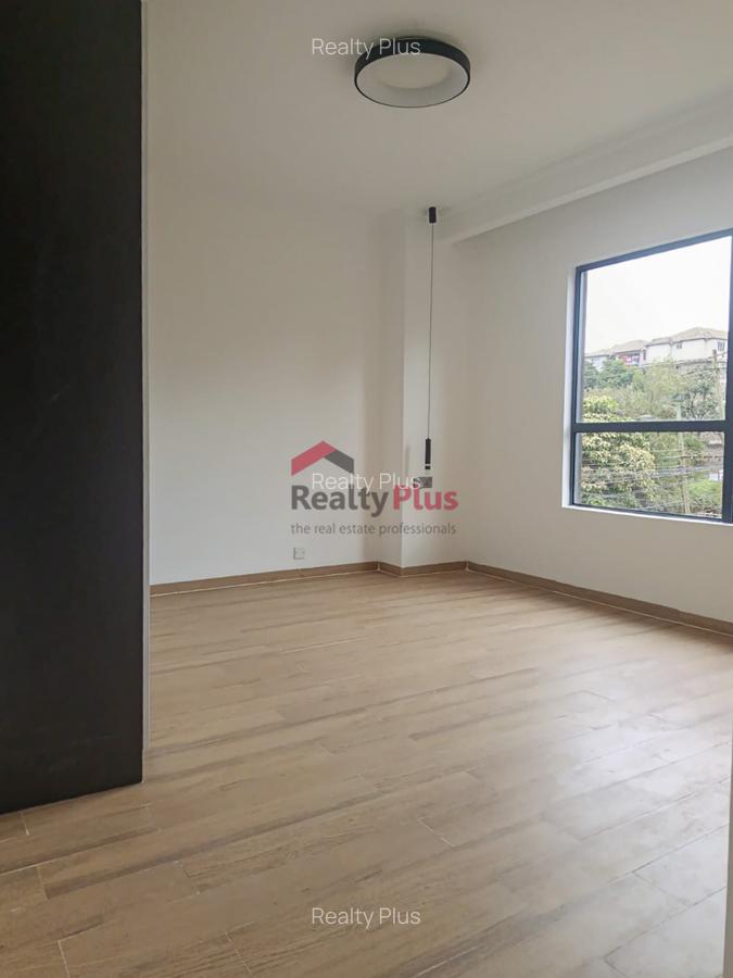 2 Bed Apartment with En Suite in Westlands Area - 3