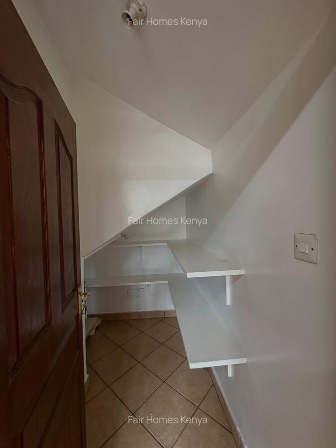 4 Bed Townhouse with En Suite at Lavington Green - 14