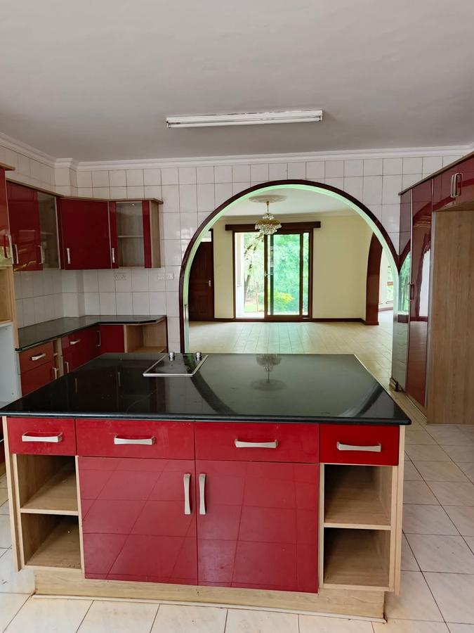 5 Bed House with En Suite at Runda - 4