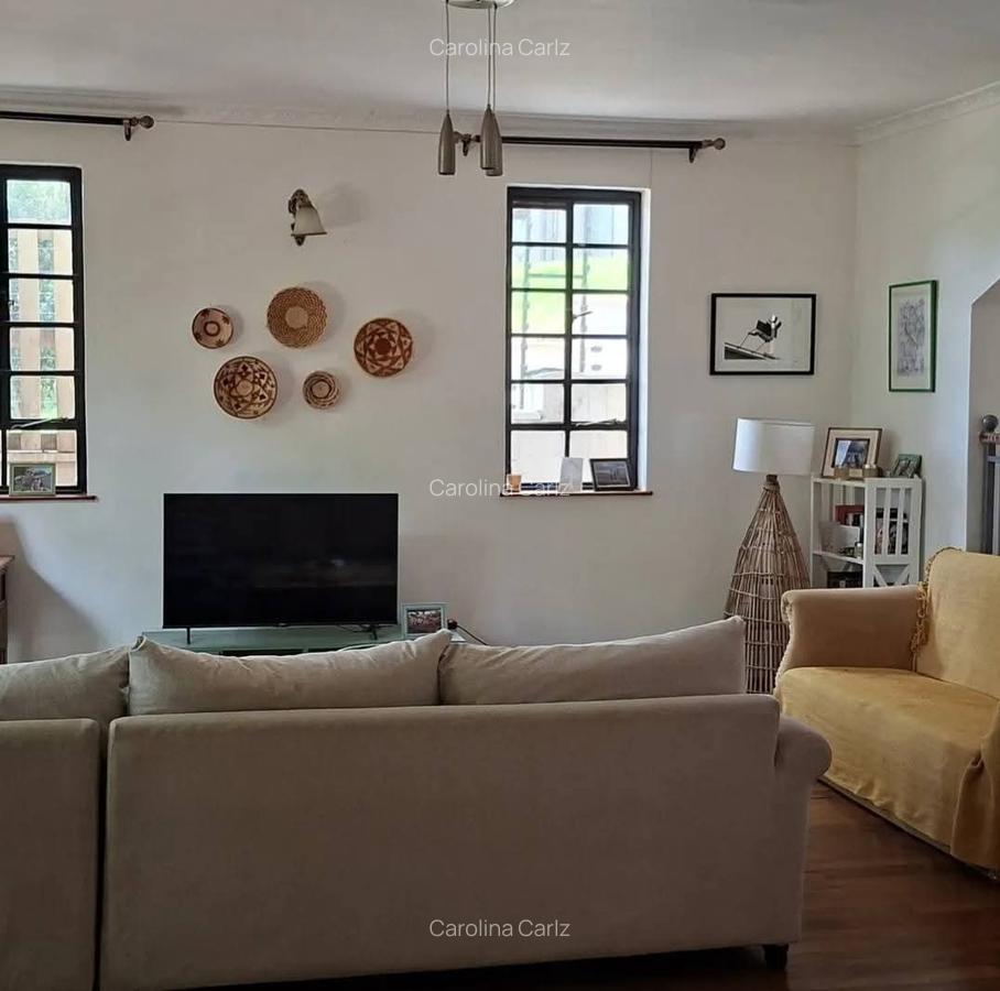 5 Bed House with En Suite at Kyuna - 10