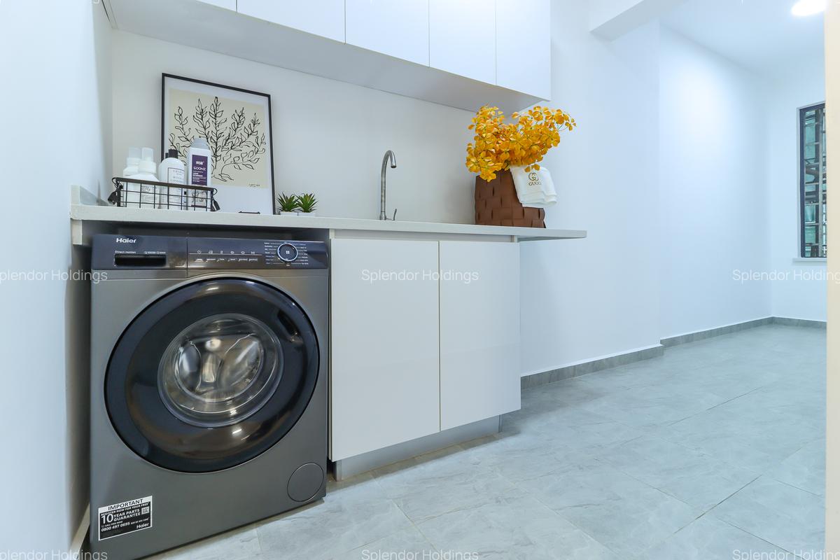 3 Bed Apartment with En Suite in Kilimani - 6