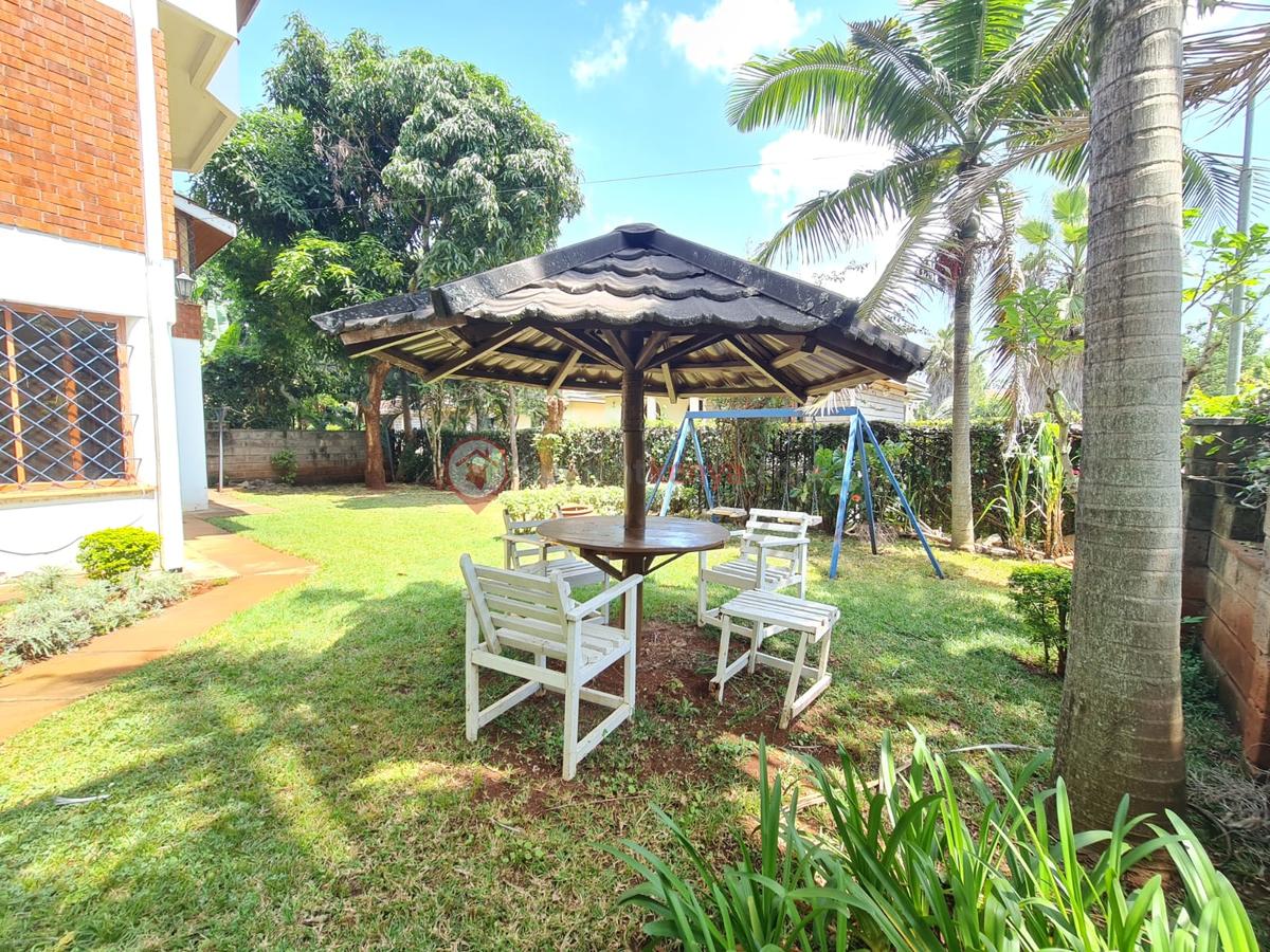 6 Bed Townhouse with En Suite at Grevillea Groove - 2