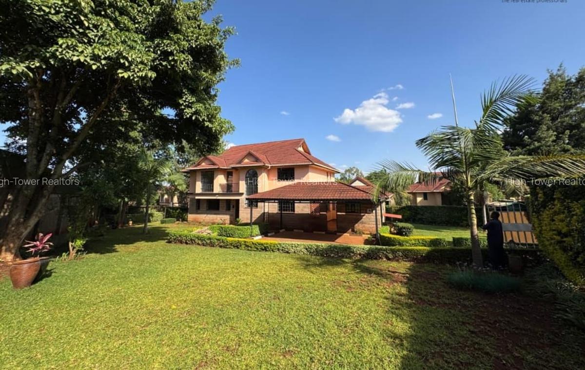 4 Bed House with En Suite in Runda - 1