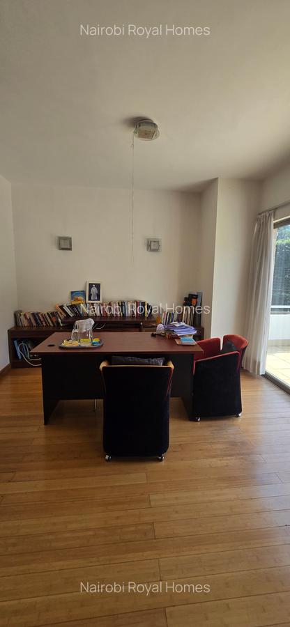 5 Bed House with En Suite at Magnolia Close - 19