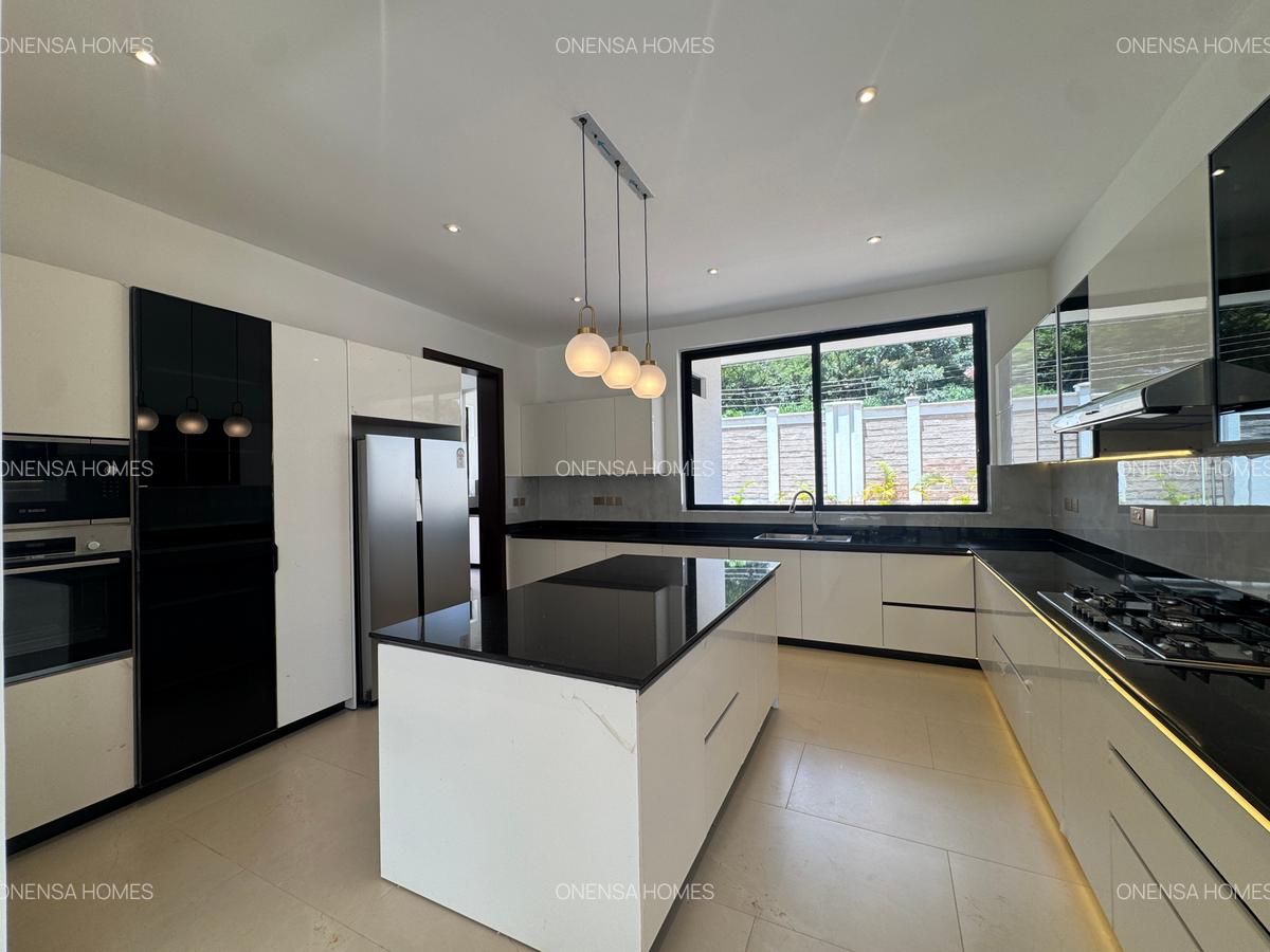 6 Bed Villa with En Suite in Kitisuru - 6