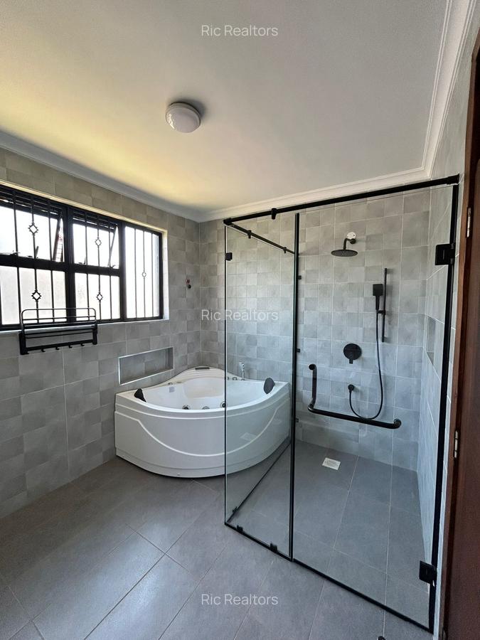 4 Bed House with En Suite at Ruiru ( Bustani ) - 9