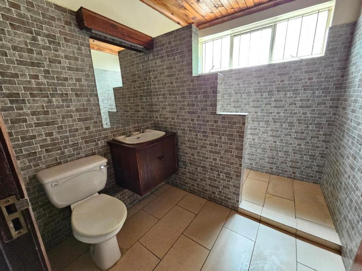 4 Bed House with En Suite at Peponi Road - 18