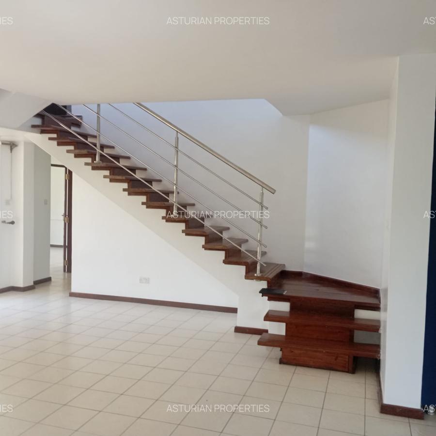 4 Bed Townhouse with En Suite in Westlands Area - 9