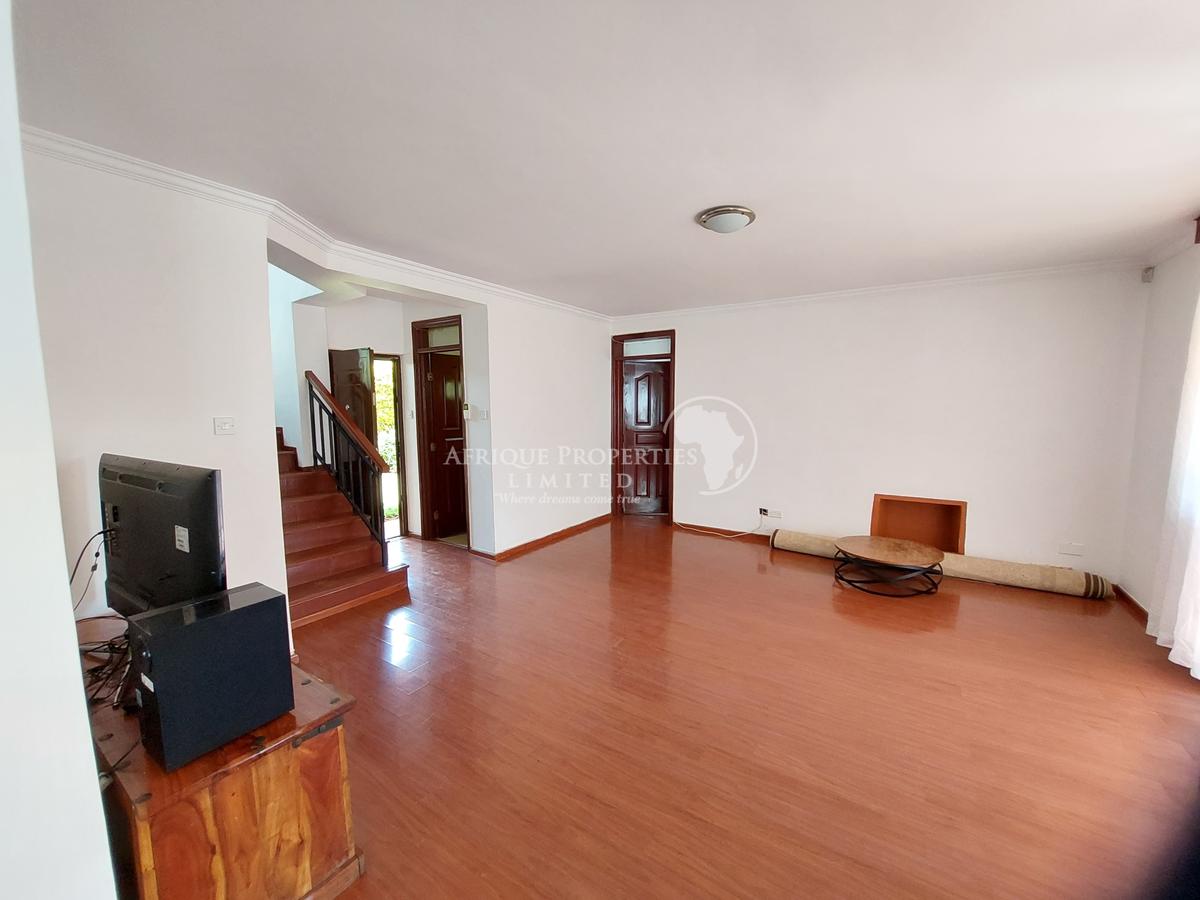 4 Bed Villa with Swimming Pool in Kiambu Road - 5