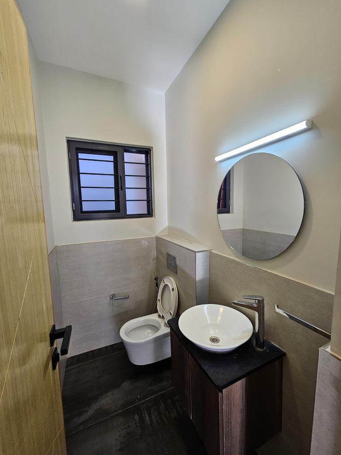 4 Bed Townhouse with En Suite at Off Langata Road - 8