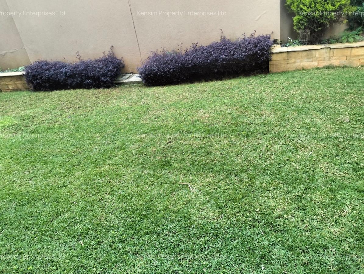 4 Bed Townhouse with En Suite in Lavington - 11