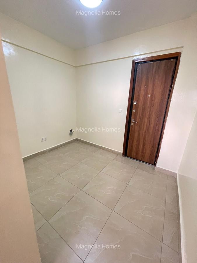 3 Bed Apartment with En Suite in Kilimani - 5