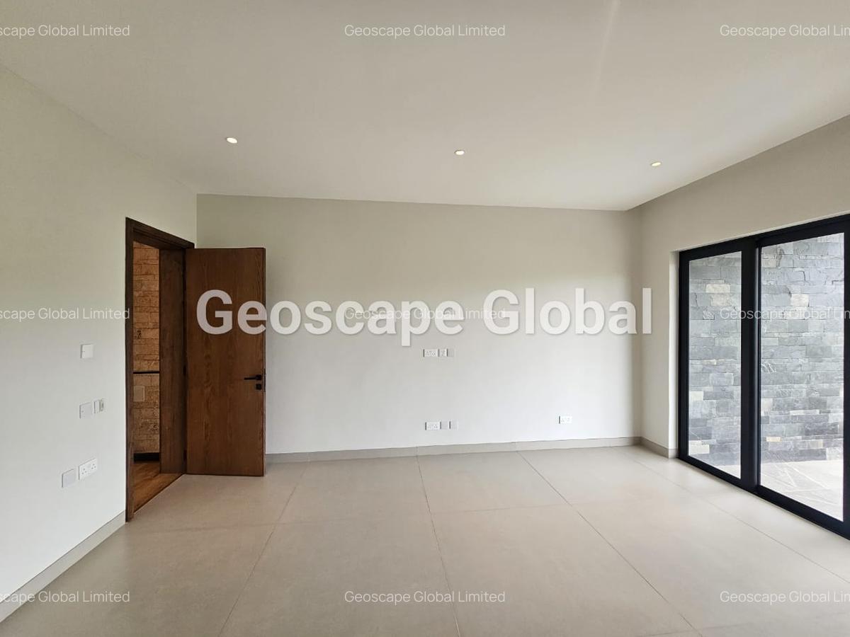 4 Bed House with En Suite in Loresho - 7