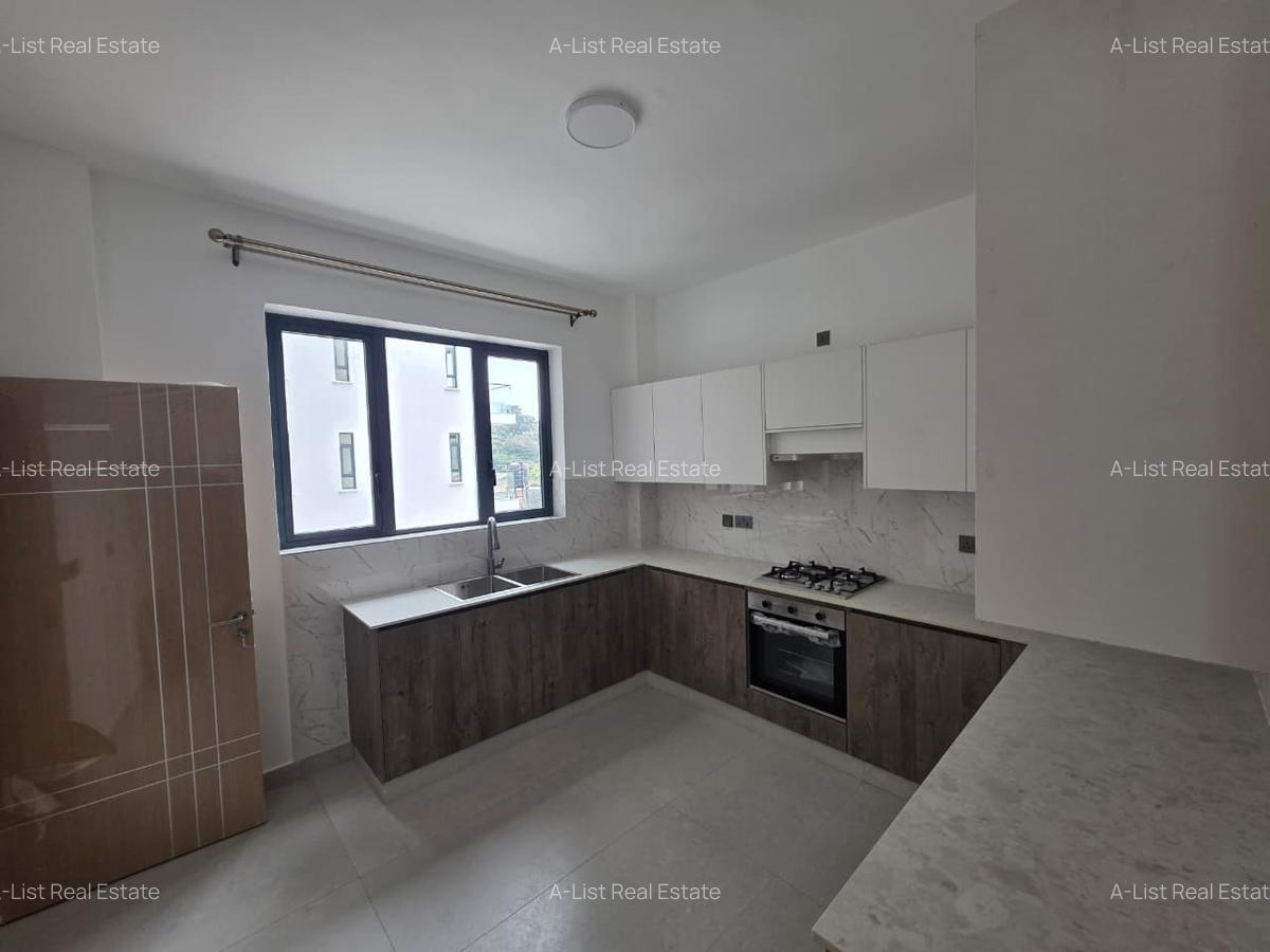 2 Bed Apartment with En Suite at Brookside Drive - 11