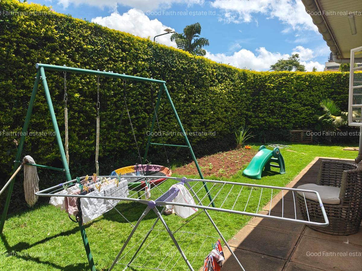 4 Bed Townhouse with En Suite in Kiambu Road - 11