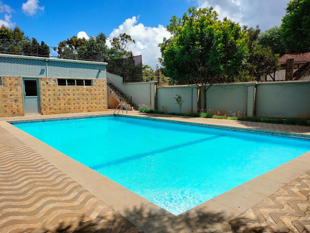 5 Bed Townhouse with En Suite at Off Peponi Road - 2