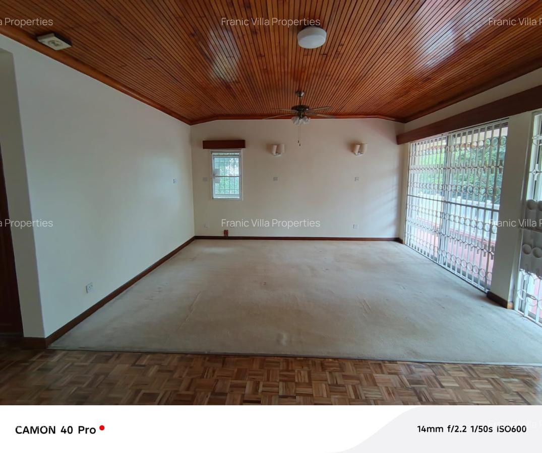 6 Bed House with En Suite at Nyari Central - 12