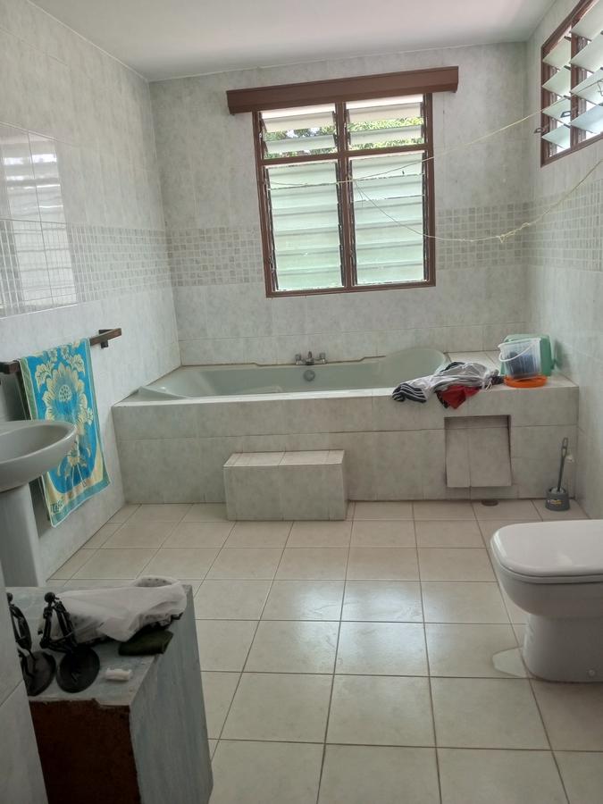 4 Bed Townhouse with En Suite at Mombasa - 9