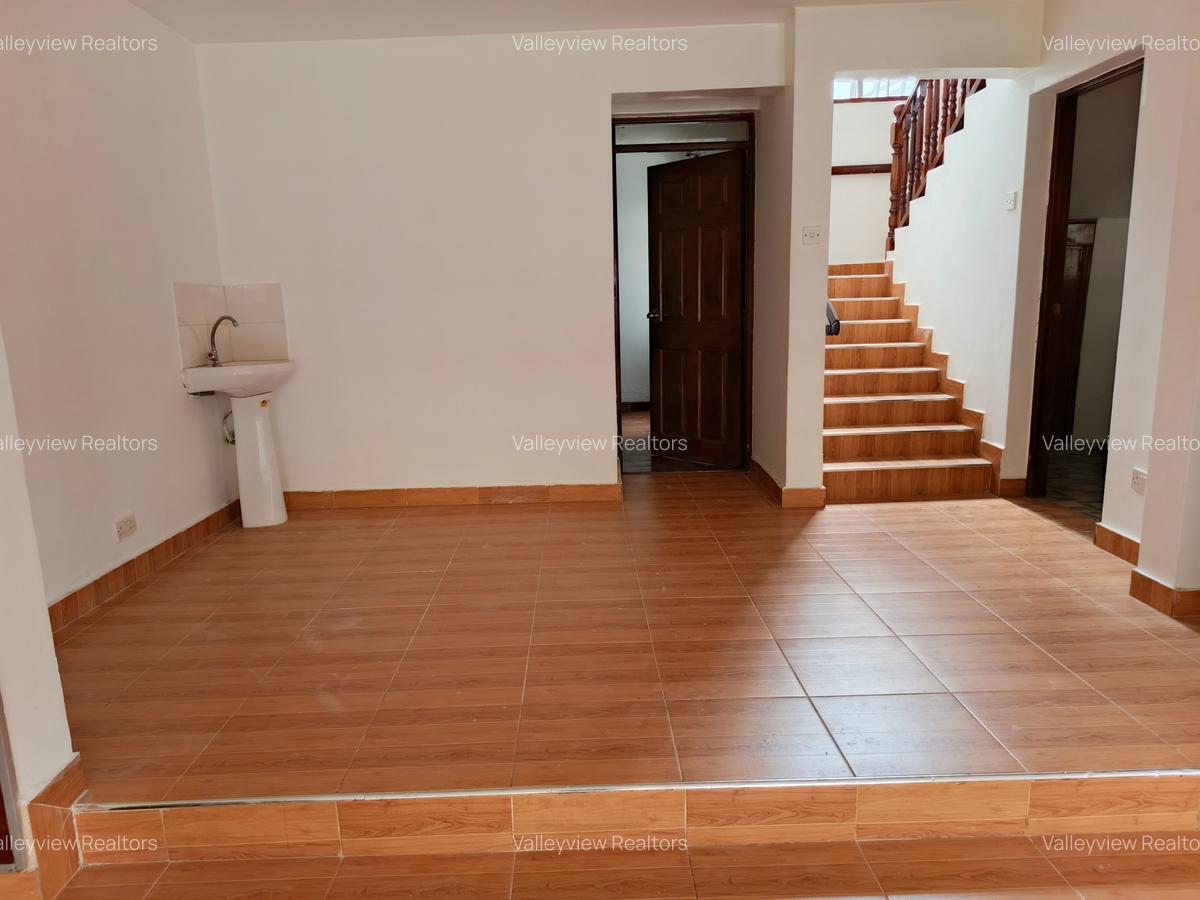4 Bed Townhouse with En Suite at Kileleshwa - 3