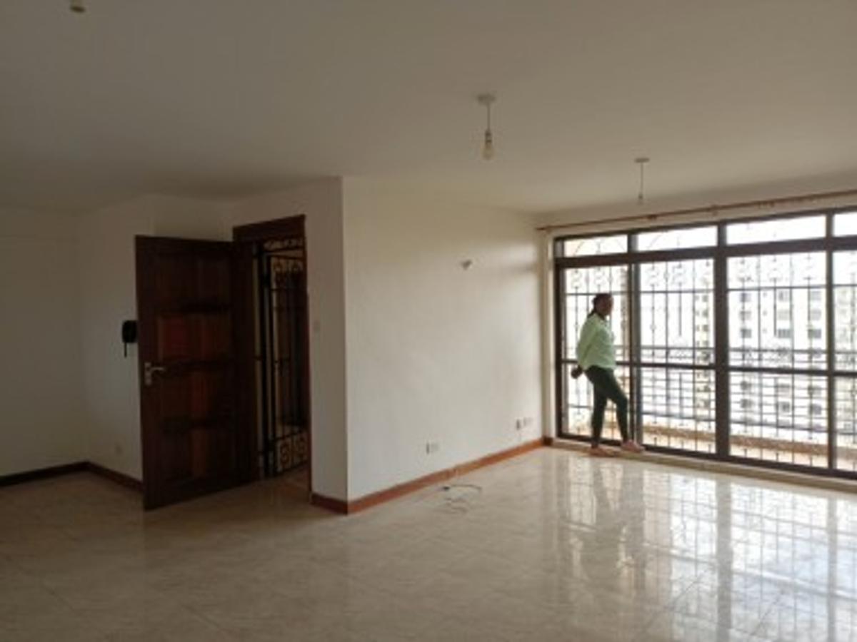 3 Bed Apartment with En Suite at Near Vishal Oshwal School - 2