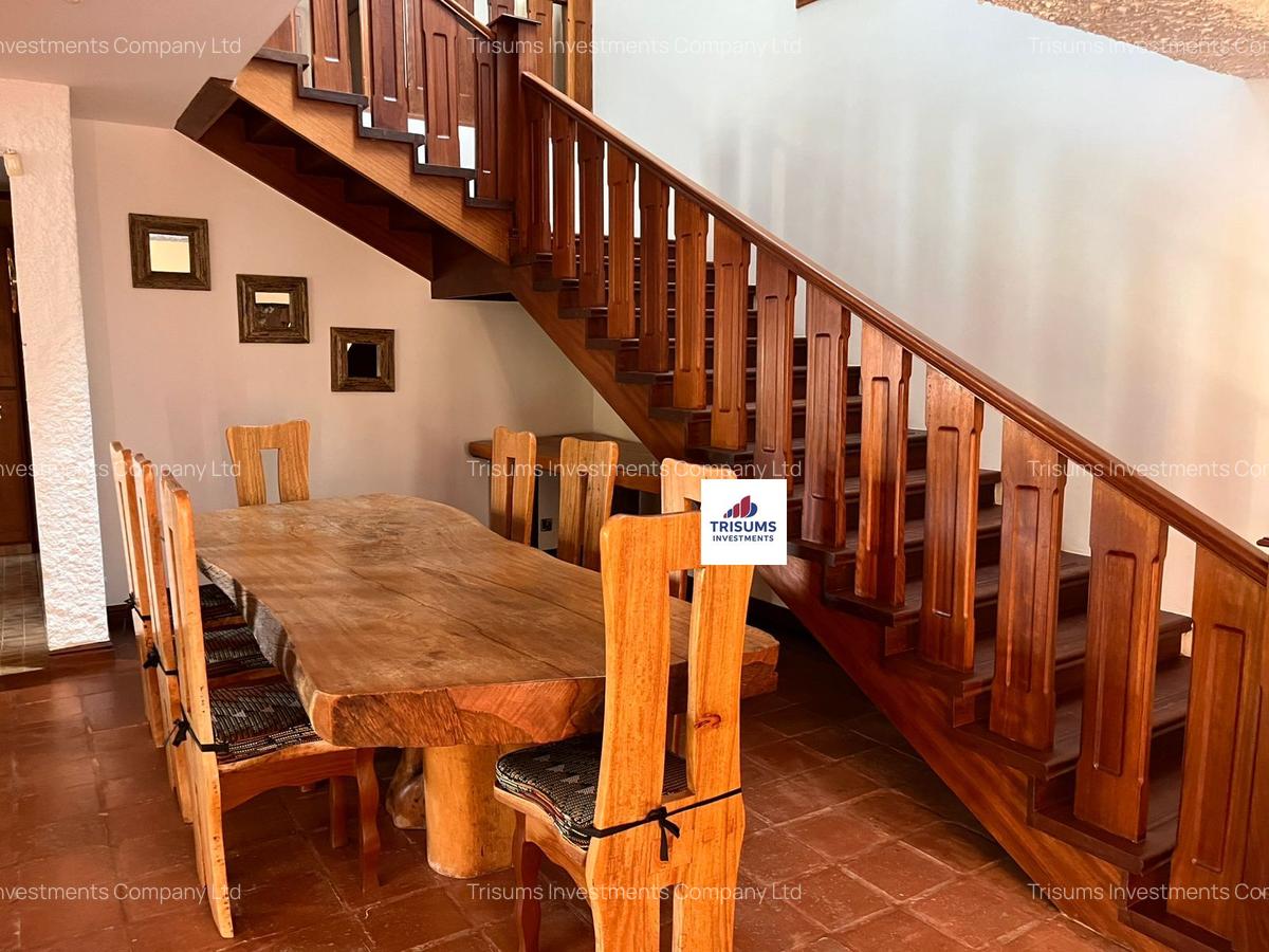 3 Bed House with En Suite at Peponi - 4