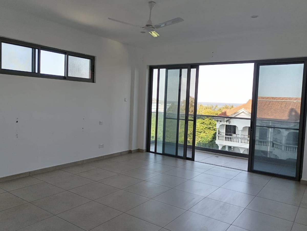 Serviced 3 Bed Apartment with En Suite at Shanzu - 10