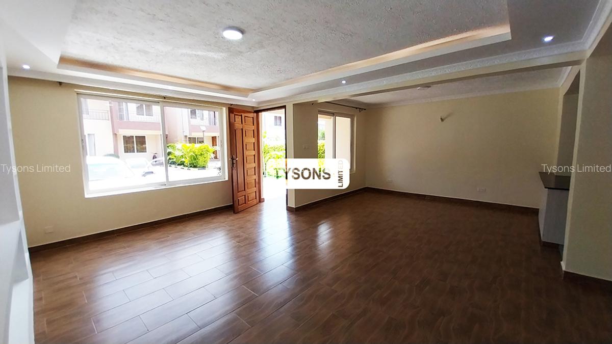4 Bed Townhouse with En Suite in Syokimau - 3