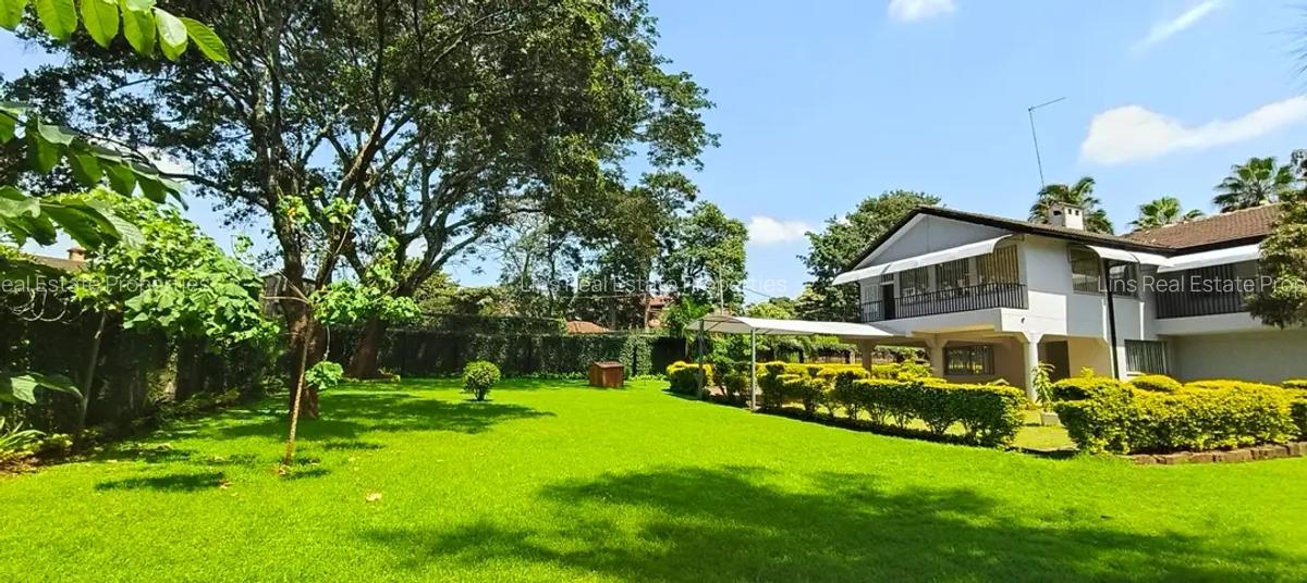 4 Bed House with En Suite in Nyari - 2
