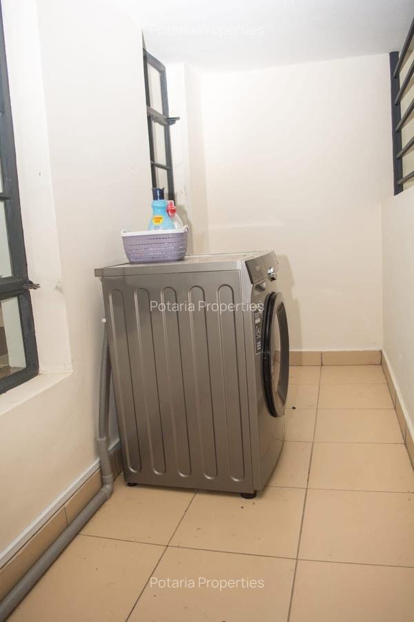 Furnished 2 Bed Apartment with En Suite in Riverside - 9