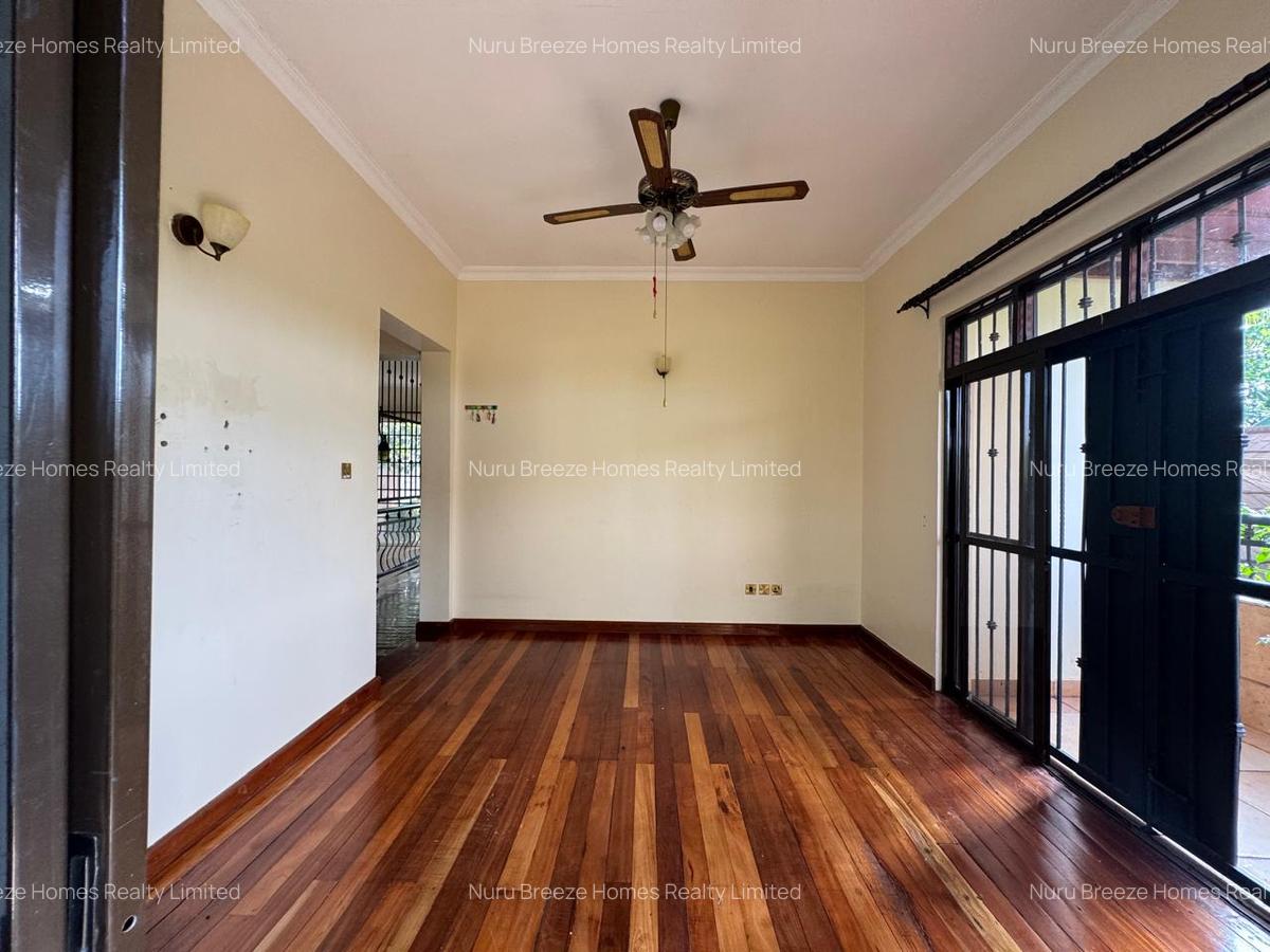 4 Bed Townhouse with En Suite in Kiambu Road - 8