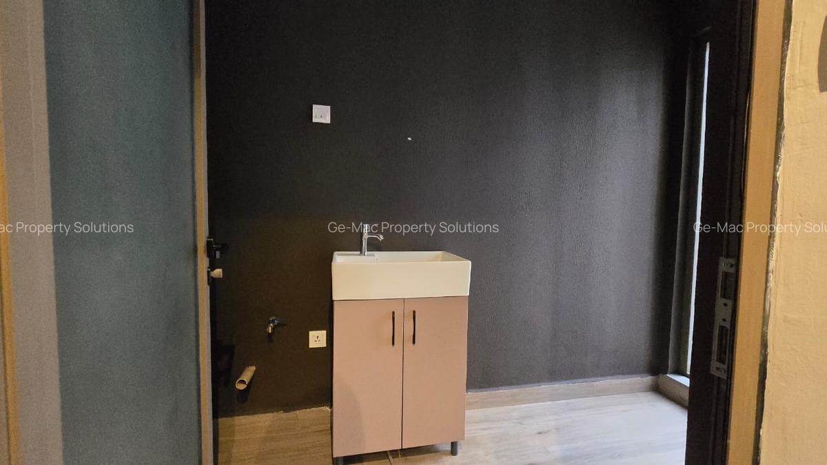 1 Bed Apartment with En Suite in Nyari - 8