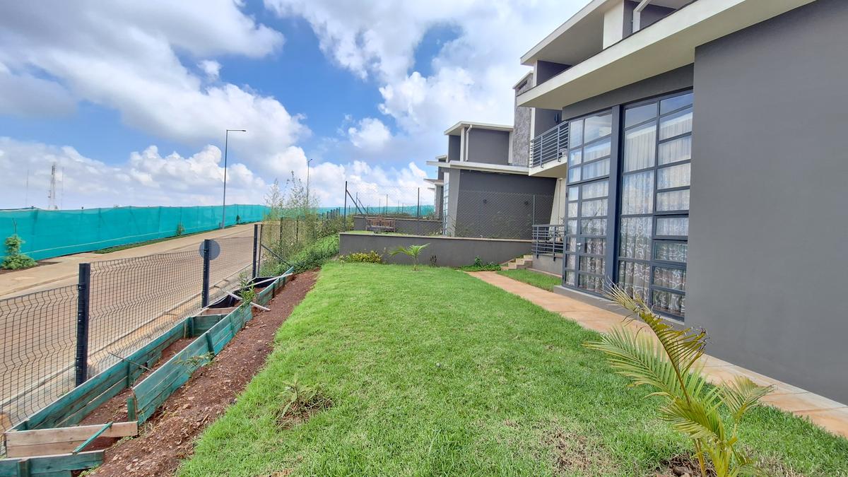 4 Bed Townhouse with En Suite at Tilisi Estate - 7