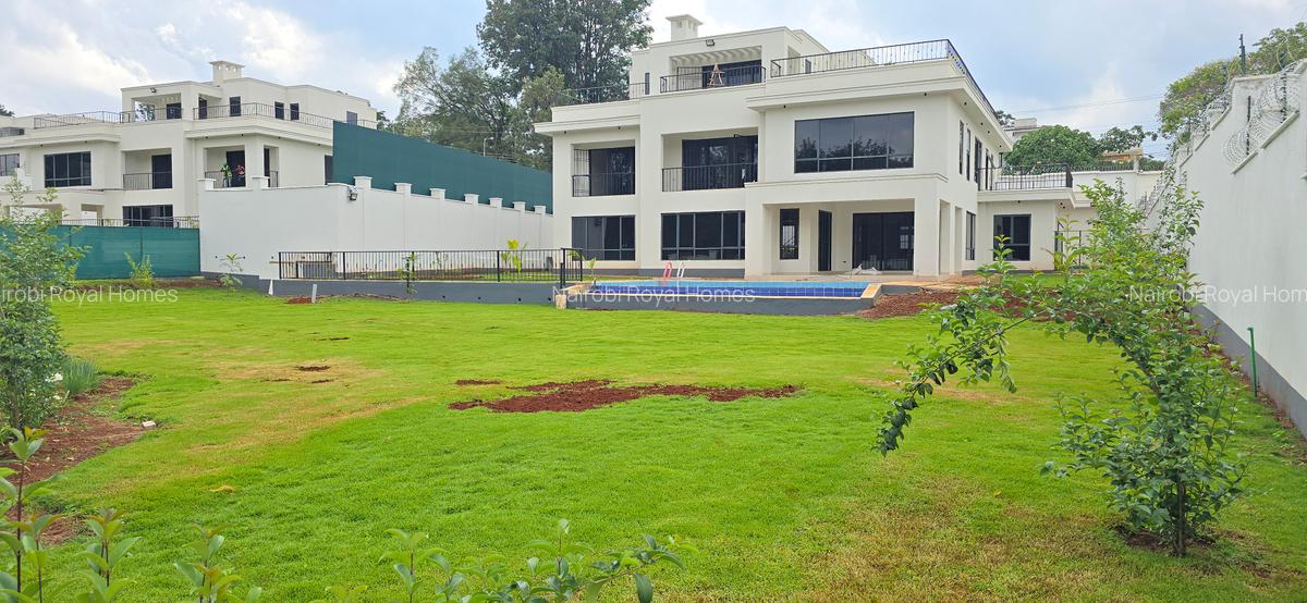 6 Bed House with En Suite at Loresho Road - 4