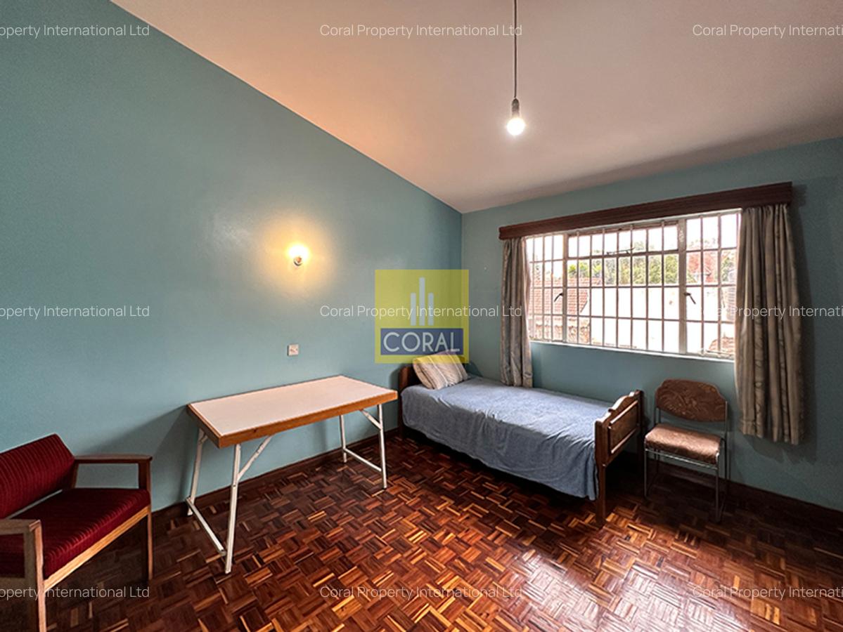 4 Bed Townhouse in Westlands Area - 11