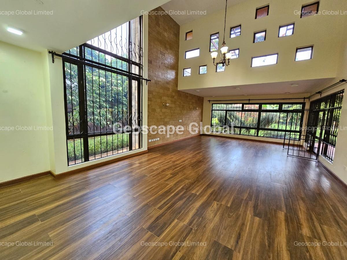 4 Bed House with En Suite in Runda - 16