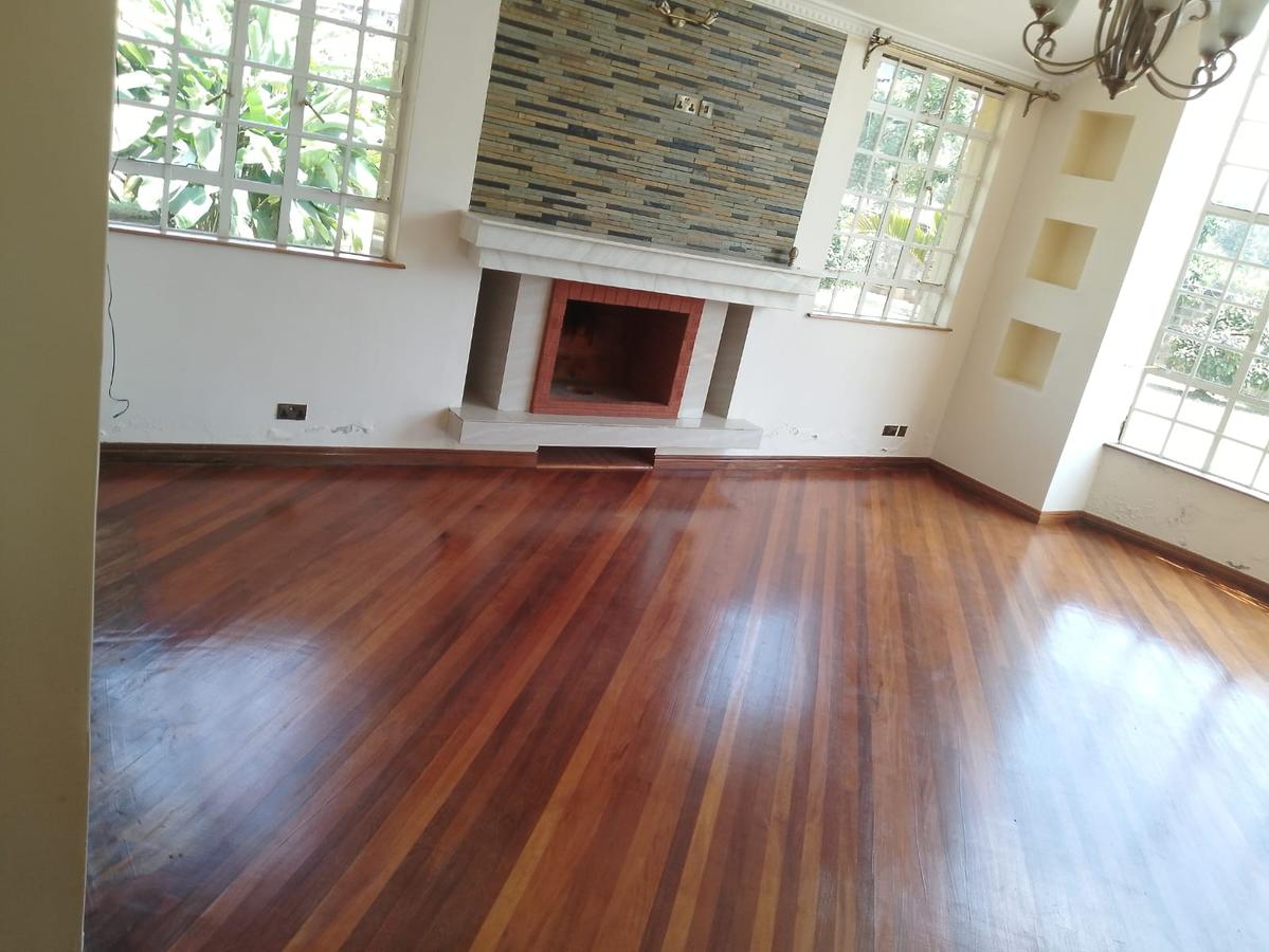 4 Bed Townhouse with En Suite at Karen - 9