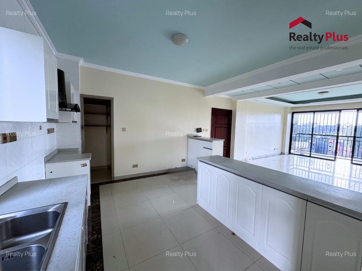 3 Bed Apartment with En Suite at Dennis Pritt Road - 9