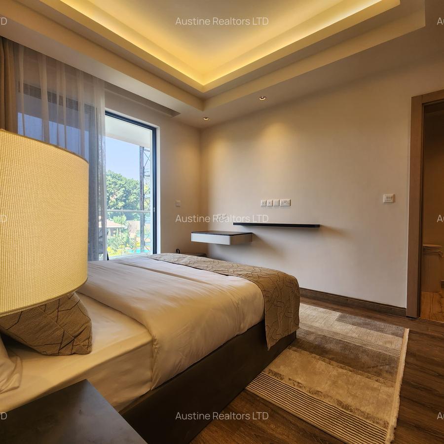 Serviced 1 Bed Apartment with En Suite in Riverside - 9