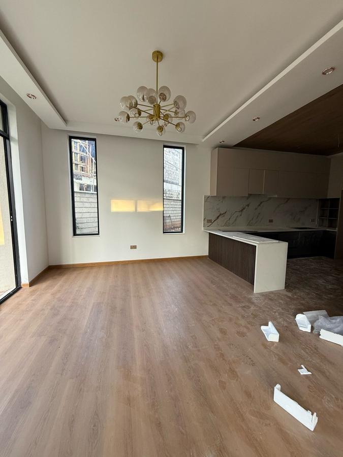5 Bed Townhouse with En Suite in Lavington - 5