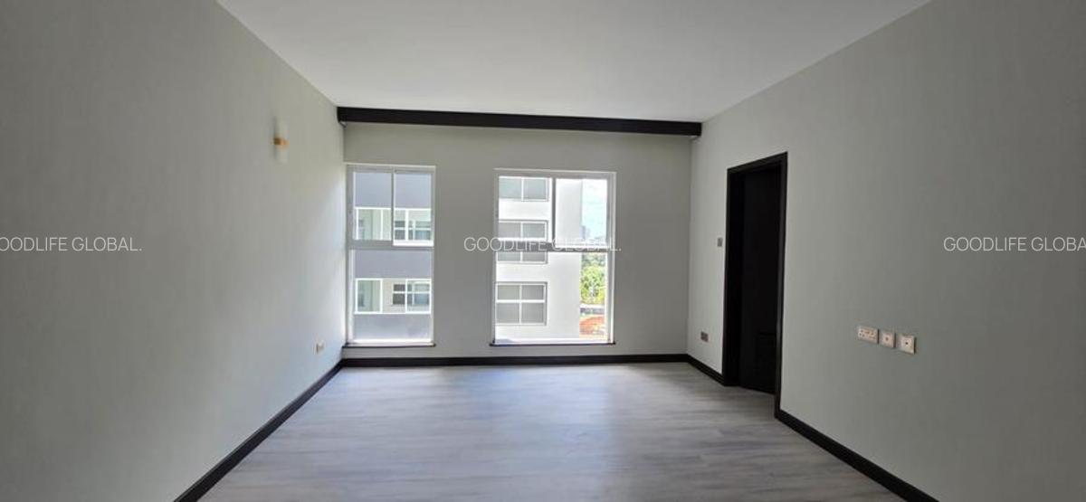 2 Bed Apartment with En Suite at Riverside - 10